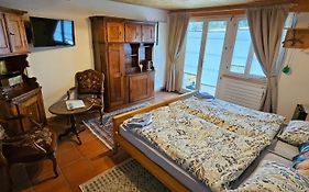 Miramont Horse Trekking Hostel