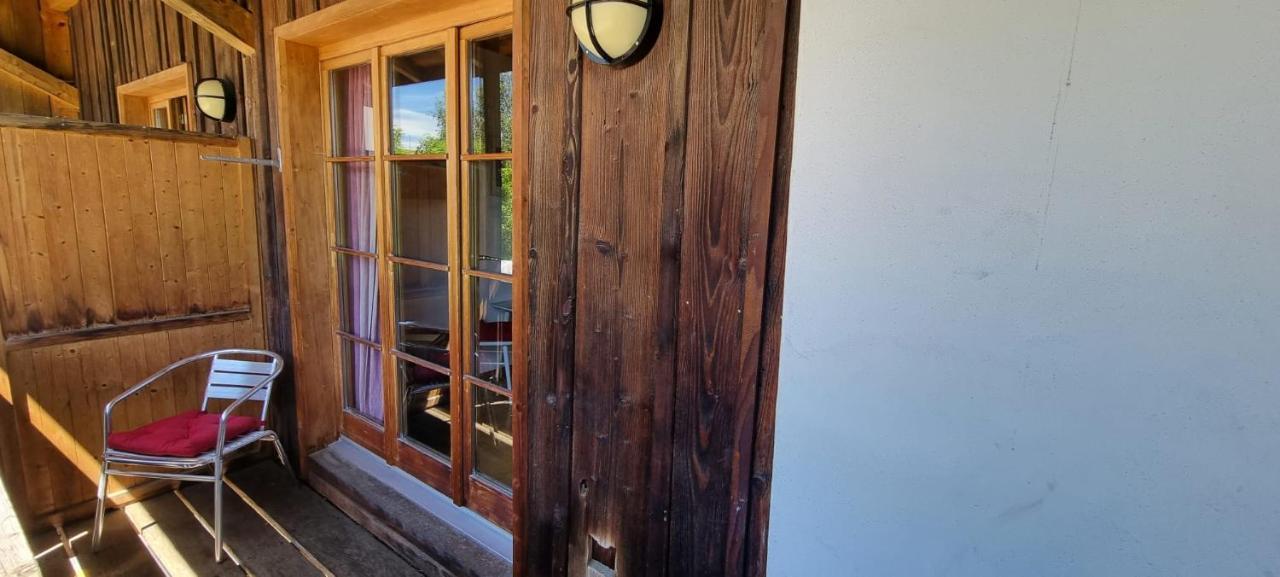 Miramont Horse Trekking Hostel Saicourt Exterior photo