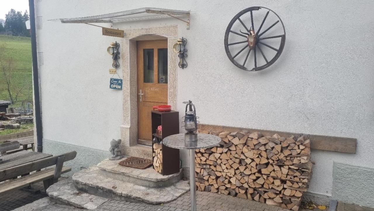 Miramont Horse Trekking Hostel Saicourt Exterior photo