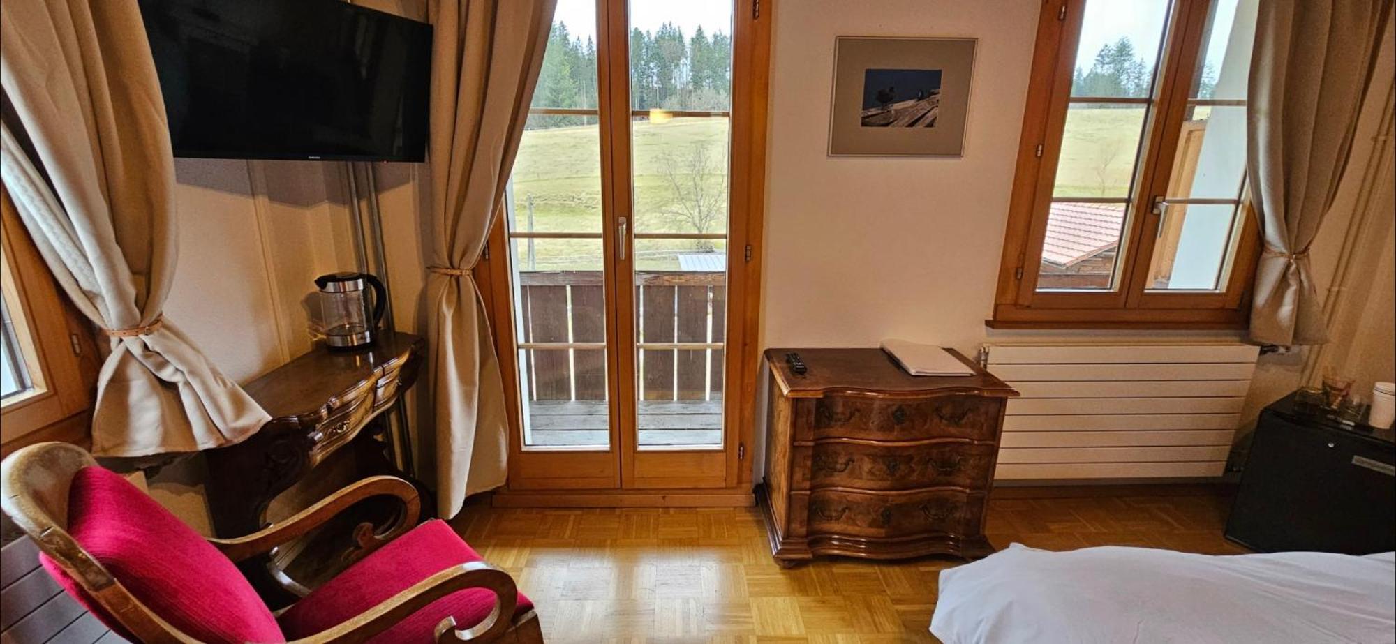 Miramont Horse Trekking Hostel Saicourt Exterior photo