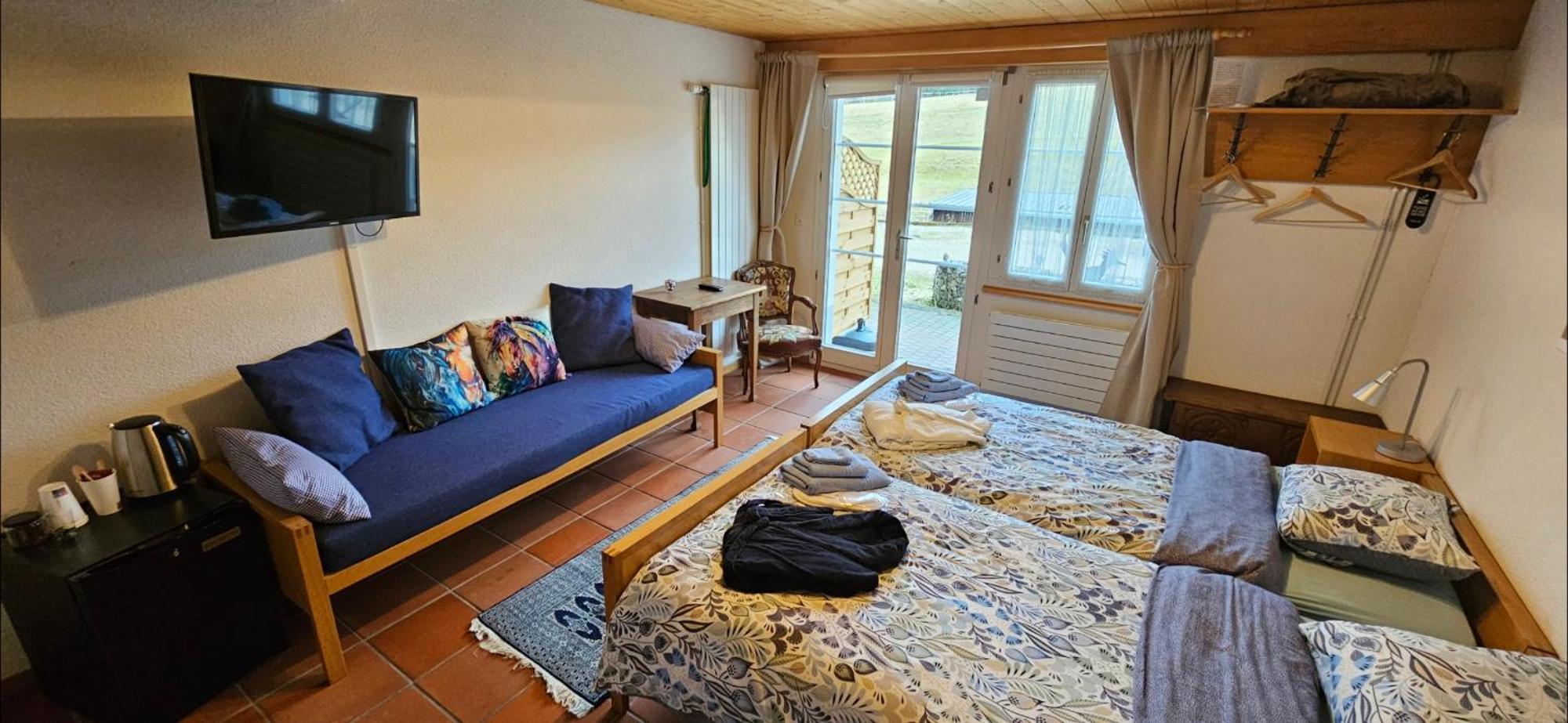 Miramont Horse Trekking Hostel Saicourt Exterior photo