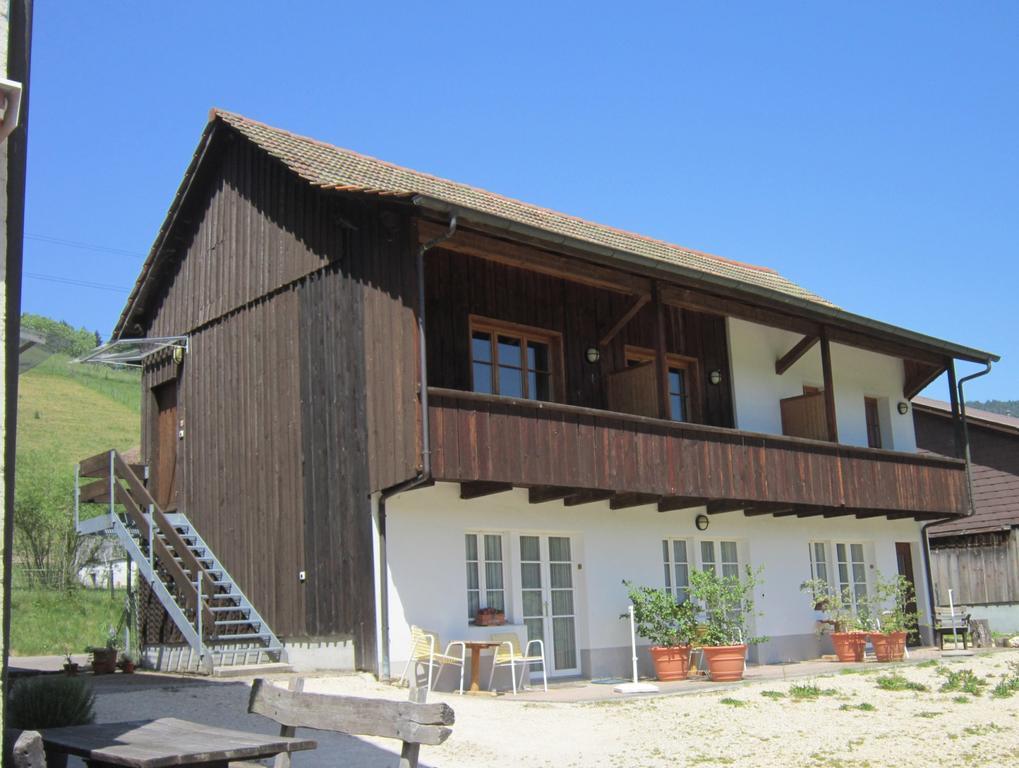 Miramont Horse Trekking Hostel Saicourt Exterior photo